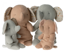 Load image into Gallery viewer, Safari Friends, Small Elephant - Iron Grey