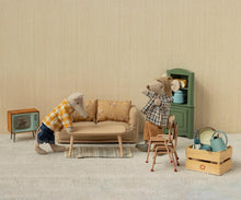 Load image into Gallery viewer, Couch, Mouse - Mable