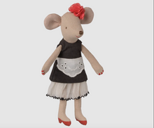 Load image into Gallery viewer, Beautician Mouse, Mum Mouse