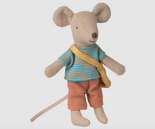 Load image into Gallery viewer, Little Brother Mouse With Bag