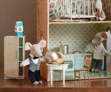 Load image into Gallery viewer, Waiter Mouse, Big Brother