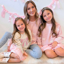 Load image into Gallery viewer, All Over Bows Knit Sweater