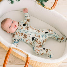 Load image into Gallery viewer, Print Footie With 2 Way Zipper - Aloe Arctic Animals