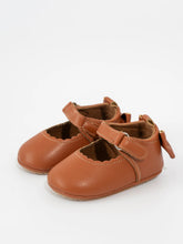 Load image into Gallery viewer, Scalloped Heel Bows Mary Jane Baby Shoes - Brown