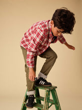 Load image into Gallery viewer, Flannel Button Up Shirt - Korbp