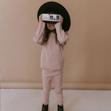 Load image into Gallery viewer, Organic Leggings Set Of 2 - Hearts + Dusty Rose