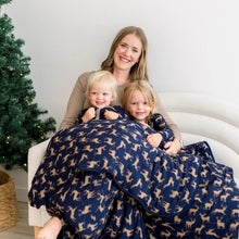 Load image into Gallery viewer, Print Long Sleeve Pajama Set - Peacock Elk