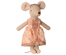 Load image into Gallery viewer, Princess And The Pea, Big Sister