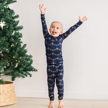 Load image into Gallery viewer, Print Long Sleeve Pajama Set - Winter Garland