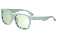 Load image into Gallery viewer, The Daydreamer Polarized Sunglasses

