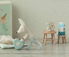 Load image into Gallery viewer, Table And Stool Set, Mouse
