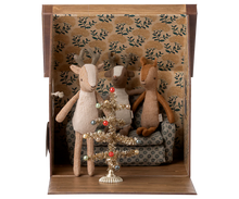 Load image into Gallery viewer, Gingerbread House, Small
