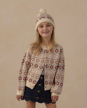 Load image into Gallery viewer, Beanie Flower Fair Isle
