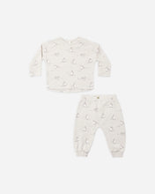 Load image into Gallery viewer, Long Sleeve Tee &amp; Pant Set Skiing Penguins
