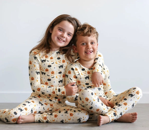 Kids Halloween Pajama Set - Spooky Halloween Set