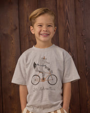 Load image into Gallery viewer, Relaxed Tee Let’s Adventure

