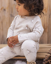Load image into Gallery viewer, Long Sleeve Tee &amp; Pant Set Skiing Penguins
