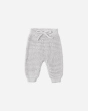 Load image into Gallery viewer, Quincy Mae fog-gray chunky knit pants with a drawstring waist and ribbed ankle cuffs.
