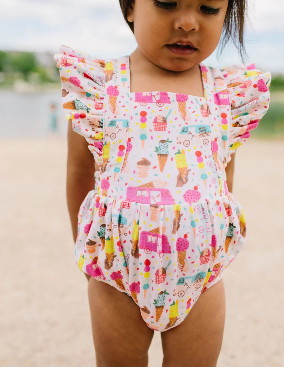Baby Girl – Lex & Cleo