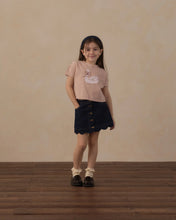 Load image into Gallery viewer, Boxy Tee Swans
