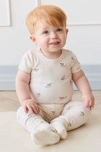 Load image into Gallery viewer, Organic Cotton Hudson Short Sleeve Bodysuit - Sasha Puppy Tofu
