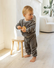 Load image into Gallery viewer, Velour Relaxed Sweatshirt - Forest
