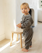 Load image into Gallery viewer, Velour Relaxed Sweatshirt - Forest
