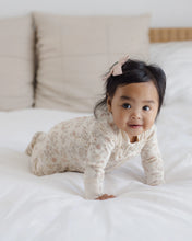 Load image into Gallery viewer, Zip Long Sleeve Sleeper Footie - Floral Vine
