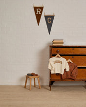 Load image into Gallery viewer, Oversized Crew Sweatshirt - Legend
