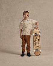 Load image into Gallery viewer, Ethan Trouser - Brass
