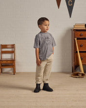 Load image into Gallery viewer, Relaxed Tee - Pizza Man
