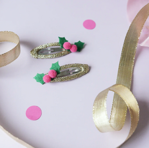 Holly Pom Pom Clips