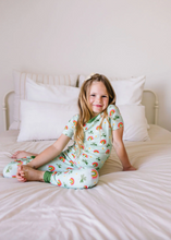 Load image into Gallery viewer, 2 Piece Short Sleeve Bamboo Pajama In Pure Luck - St. Patrick
