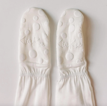 Load image into Gallery viewer, Print Muffin Ruffle Footie With Two Way Zipper - Sweet Pea Spring Floral
