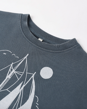 Load image into Gallery viewer, Sweatshirt - Seas The Day
