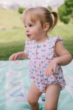 Load image into Gallery viewer, Betsy Bubble in Butterfly Dream
