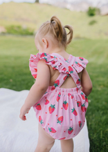 Load image into Gallery viewer, Emmy Bubble - Strawberry Dream
