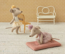 Load image into Gallery viewer, Ballerina mouse, Little sister - Heather
