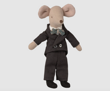 Load image into Gallery viewer, Wedding Suit, Dad Mouse
