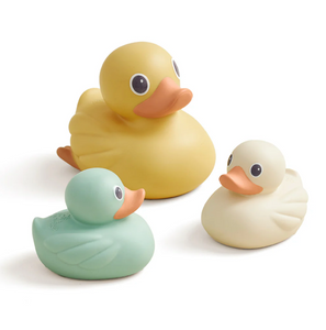 Itzy Ducky Family Bath + Water Table Toys