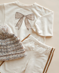 Oversized Sweatshirt - Bow