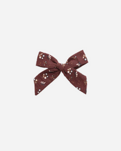 Load image into Gallery viewer, Bow Harvest Berry
