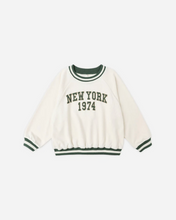 Load image into Gallery viewer, Oversized Raglan Sweatshirt - New York
