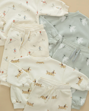 Load image into Gallery viewer, Jogger Sweatpant - Skiers
