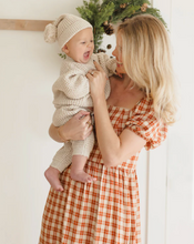 Load image into Gallery viewer, Chunky Knit Sweater - Natural
