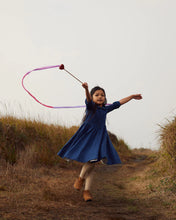 Load image into Gallery viewer, Heart Streamer
