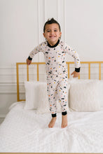 Load image into Gallery viewer, 2 Piece Kids Pajama Set In Spooky Scenes
