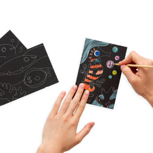 Load image into Gallery viewer, Mini Scratch &amp; Scribble Art Kit: Friendly Fish
