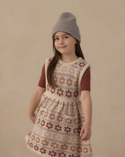 Load image into Gallery viewer, Scallop Tee Brick
