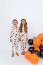 Load image into Gallery viewer, Kids Halloween Pajama Set - Spooky Halloween Set
